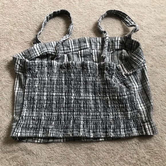 SOLD Plaid crop top from Hollister Co. - Picture 2 of 3